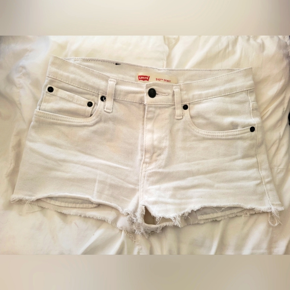 Women's Levi's shorts